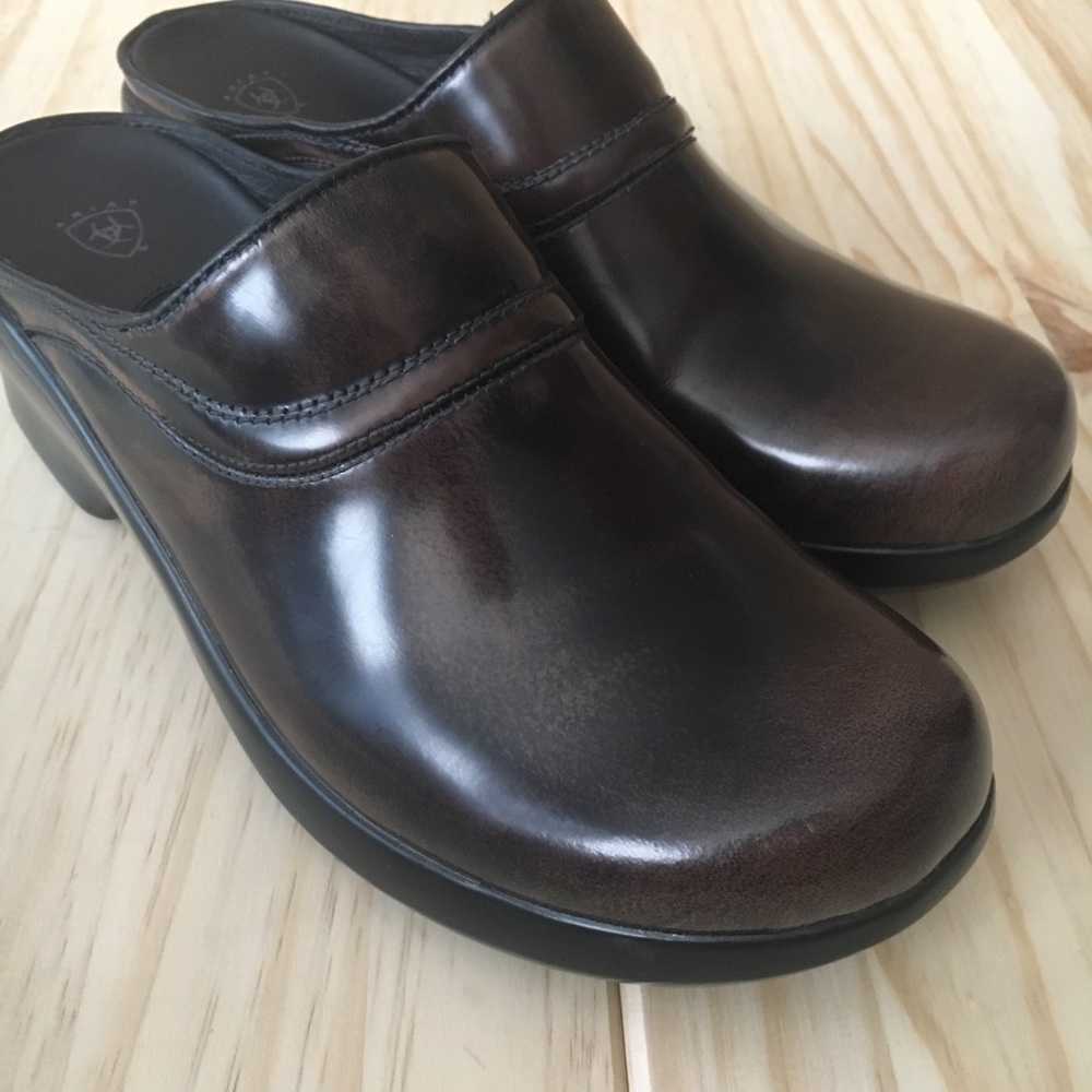 Ariat Ladies Clogs / Mules - Size 11 - New w/o Box